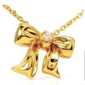 Tiffany and Co. 18K Diamond Engagement Ring & Diamond bow necklace BUNDLE